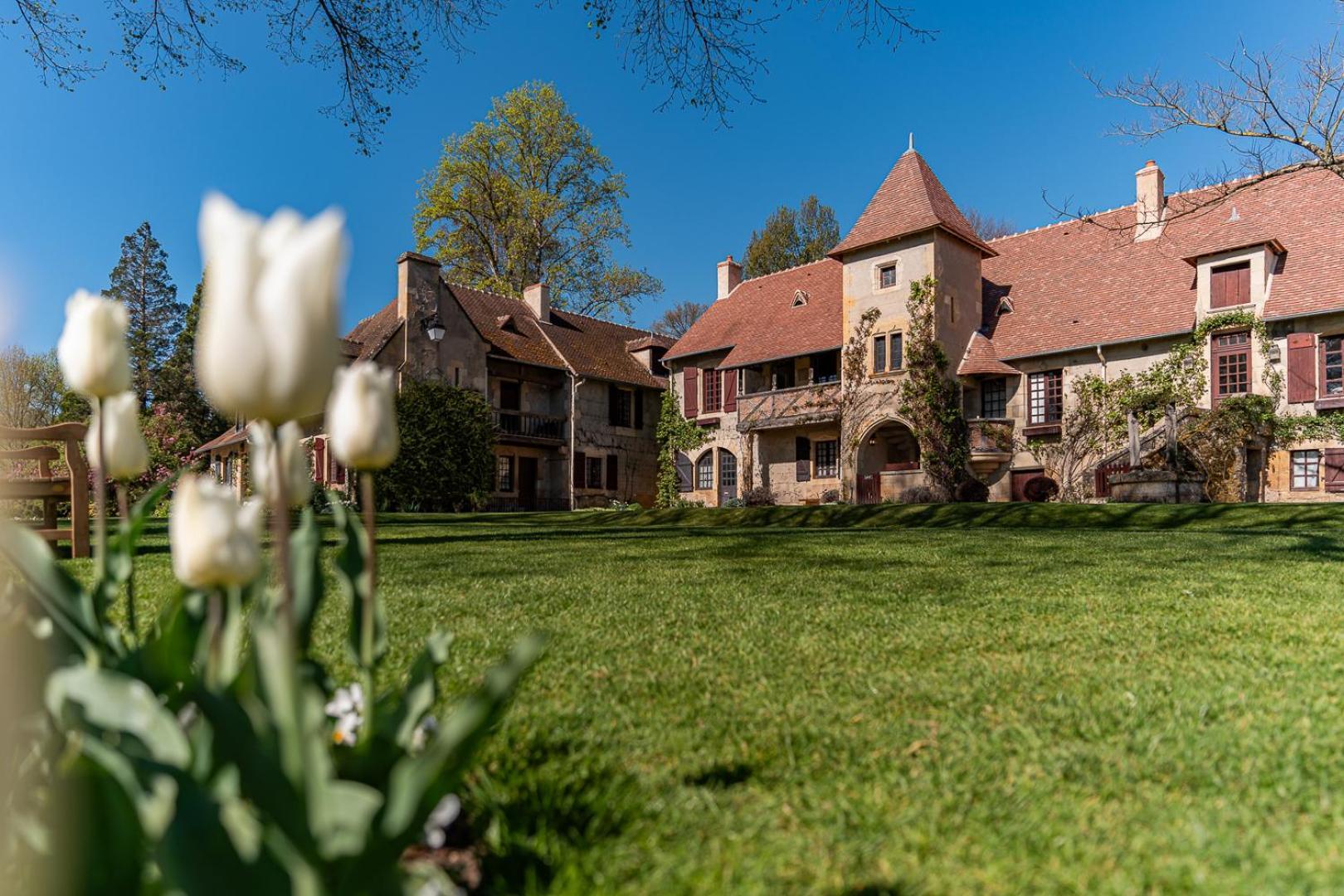 La Maison De La Tour Apremont-sur-Allier Exterior photo